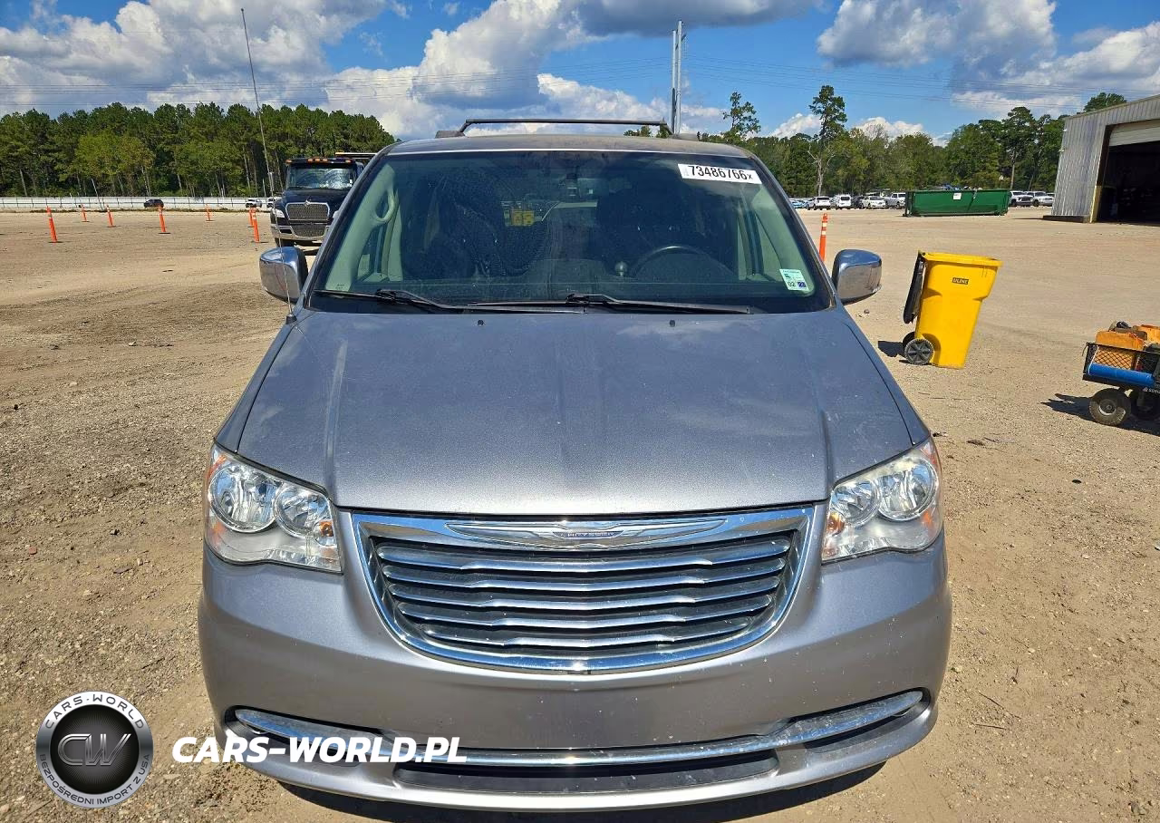 2016 Chrysler Town & Country Limited VIN:2C4RC1JG6GR150761 - 5