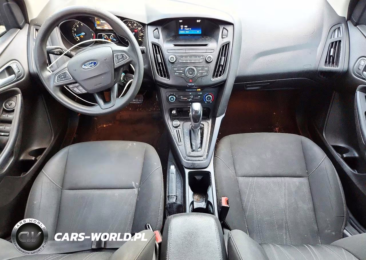2016 Ford Focus Se VIN:1FADP3F20GL395268 - 8