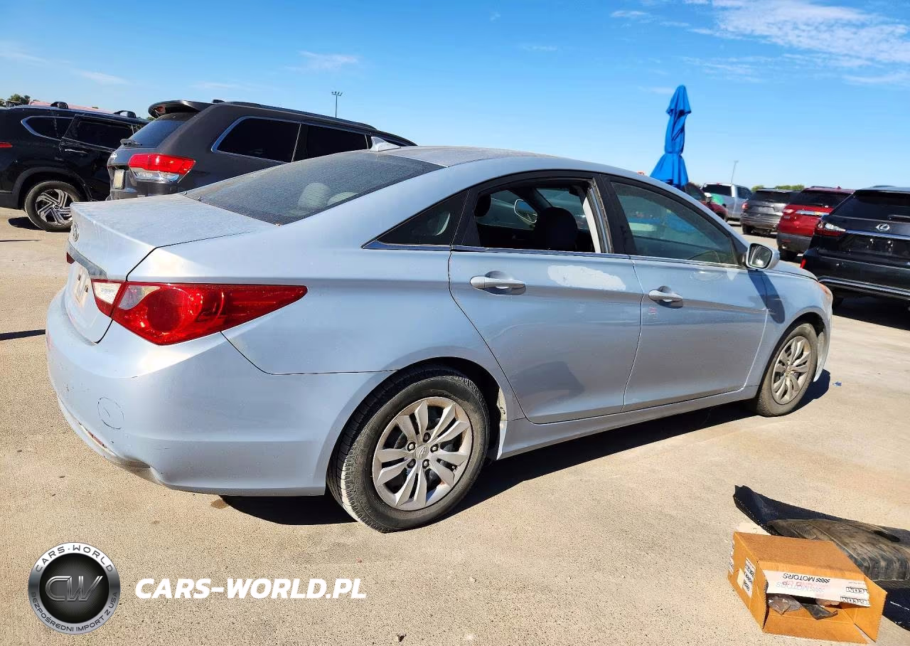 2012 Hyundai Sonata Gls VIN:5NPEB4AC0CH456197 - 3