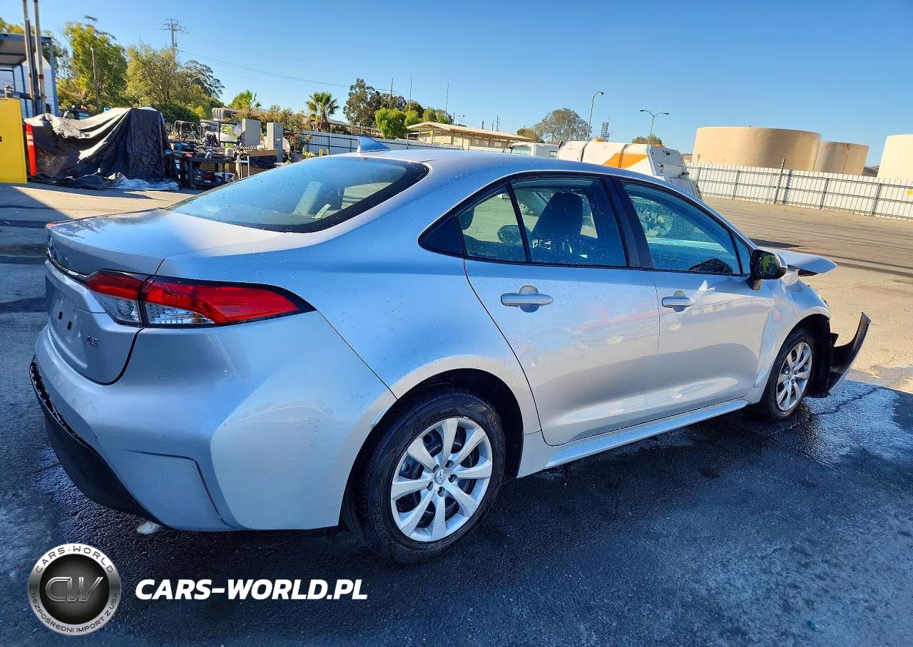 2026 Toyota Corolla Le VIN:5YFB4MDE7TP427048 - 3