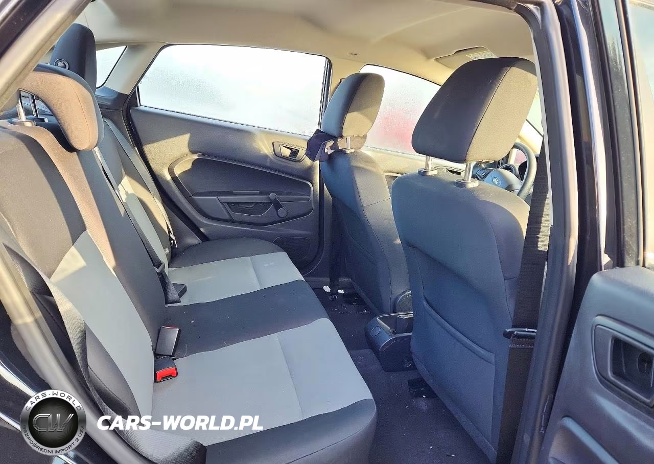 2015 Ford Fiesta S VIN:3FADP4AJ1FM172612 - 10