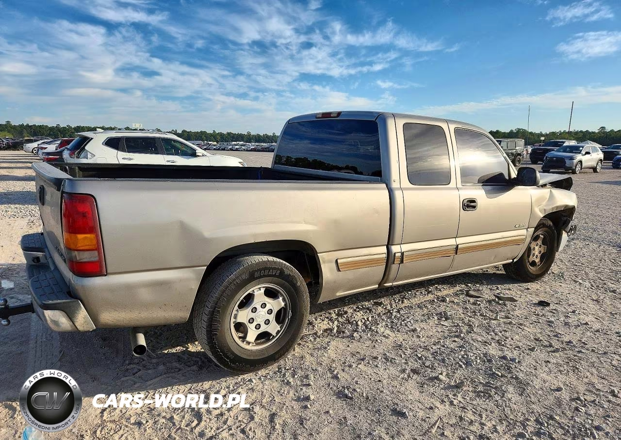 2001 Chevrolet Silverado C1500 VIN:2GCEC19T811217429 - 3