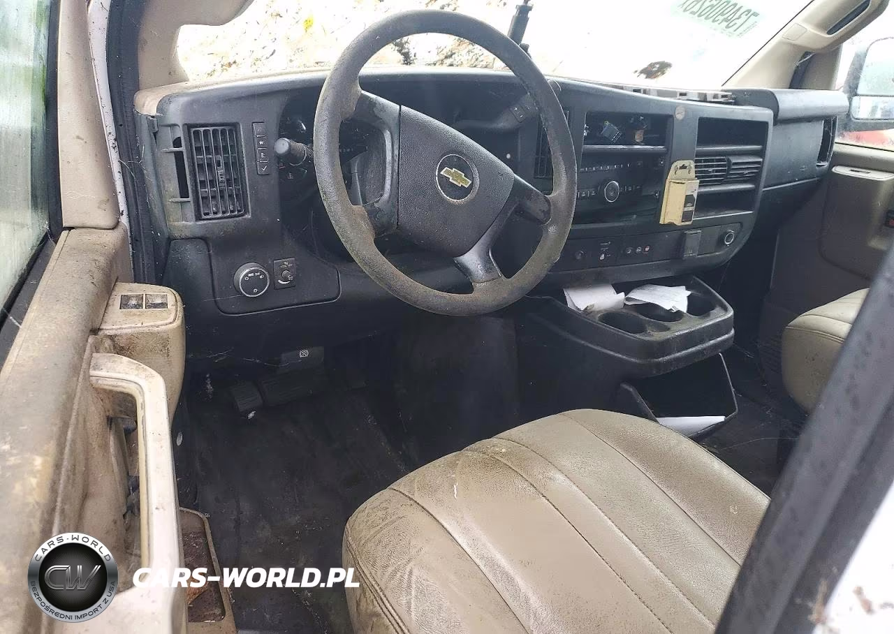 2016 Chevrolet Express G2500 VIN:1GCWGBFF2G1162892 - 8