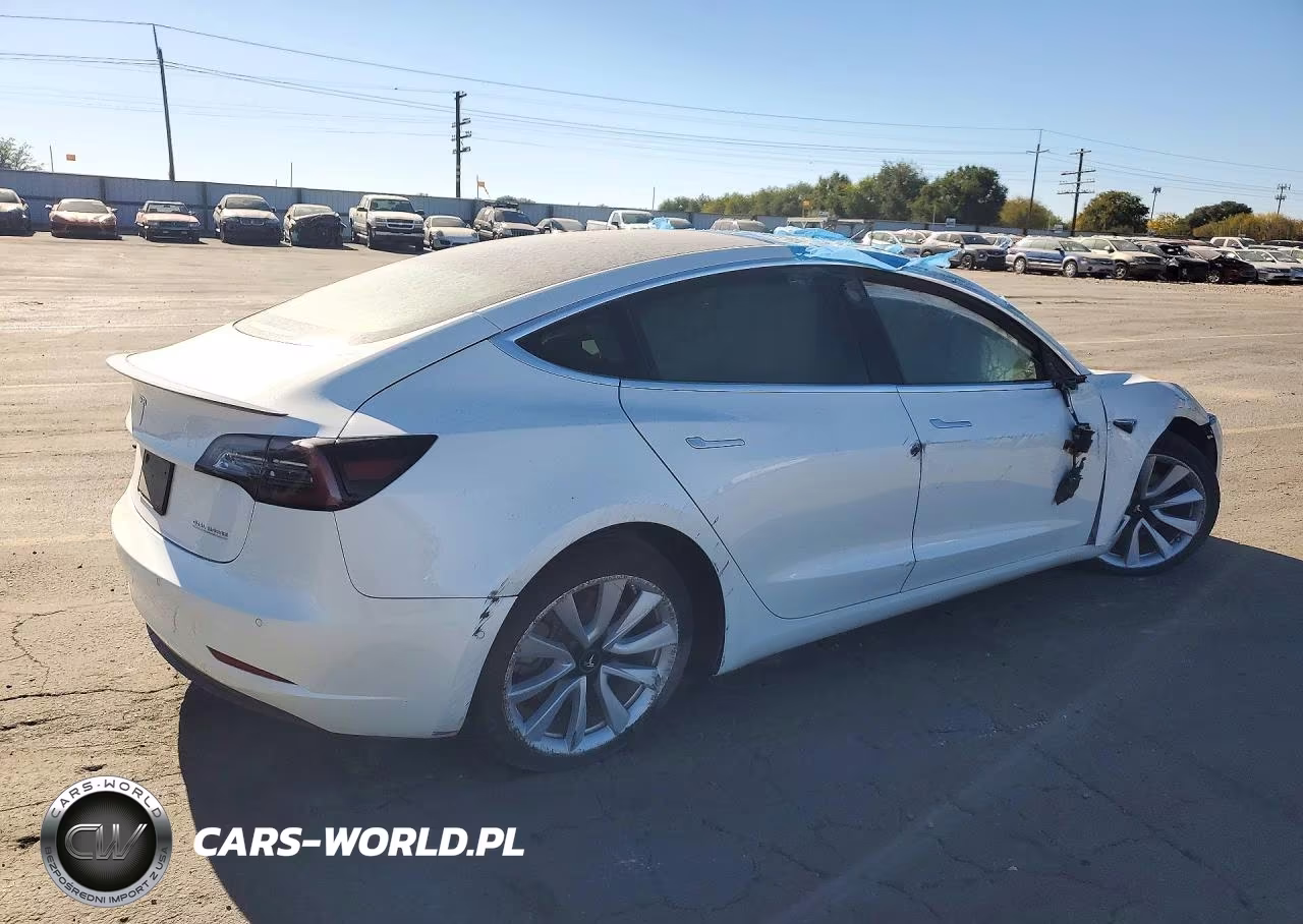2020 Tesla Model 3 VIN:5YJ3E1EC6LF627637 - 3