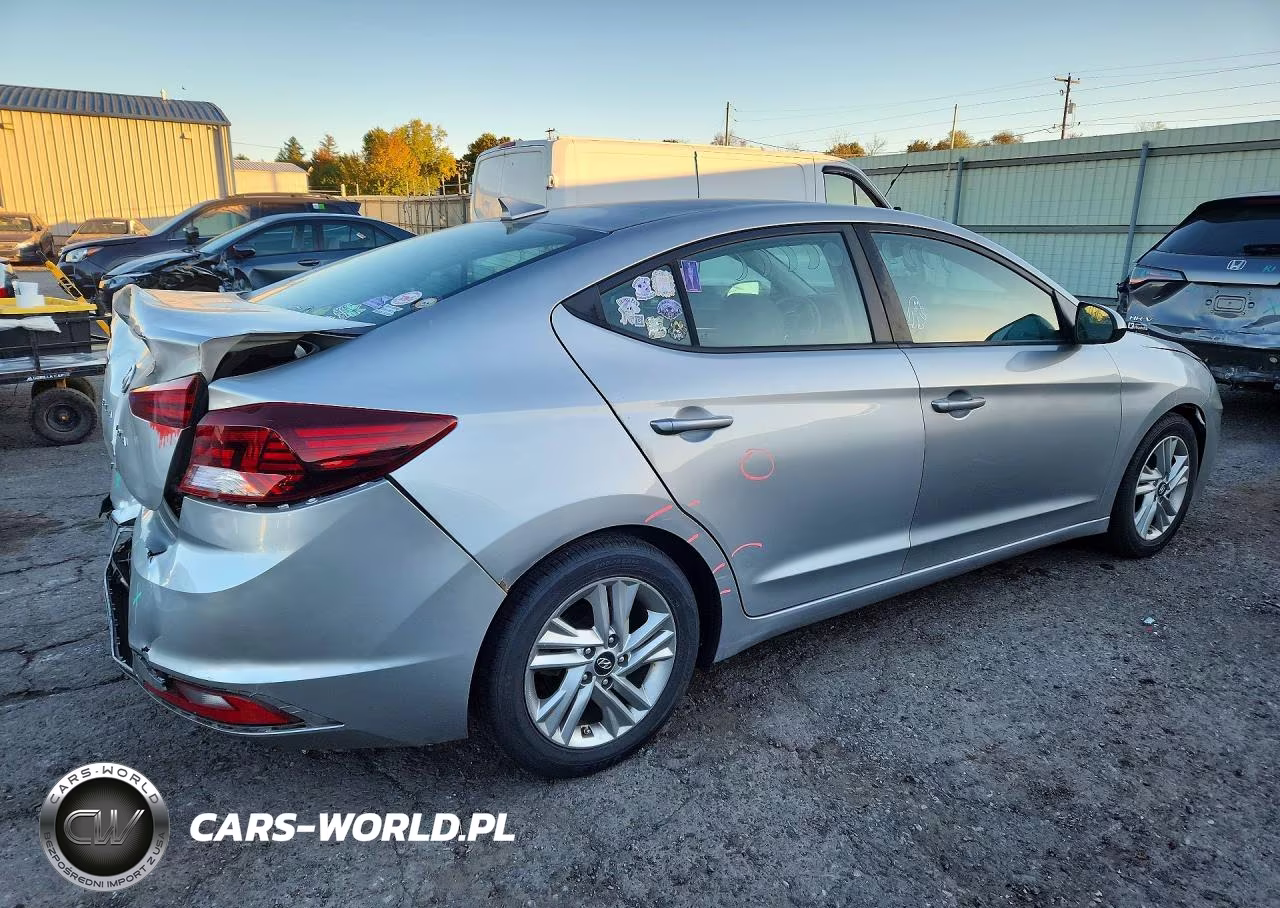 2020 Hyundai Elantra Sel VIN:5NPD84LF3LH615327 - 3