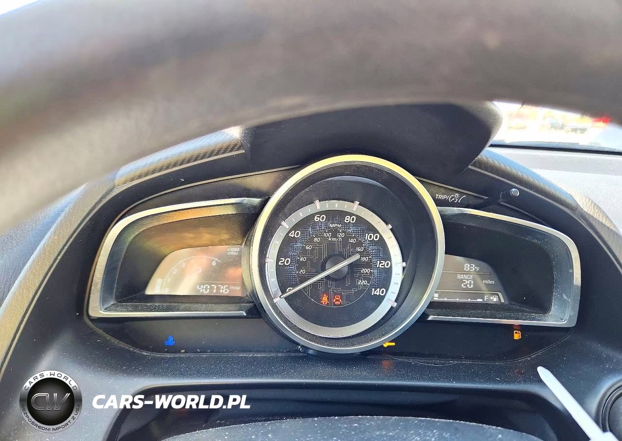2018 Toyota Yaris Ia Base VIN:3MYDLBYV3JY313301 - 9