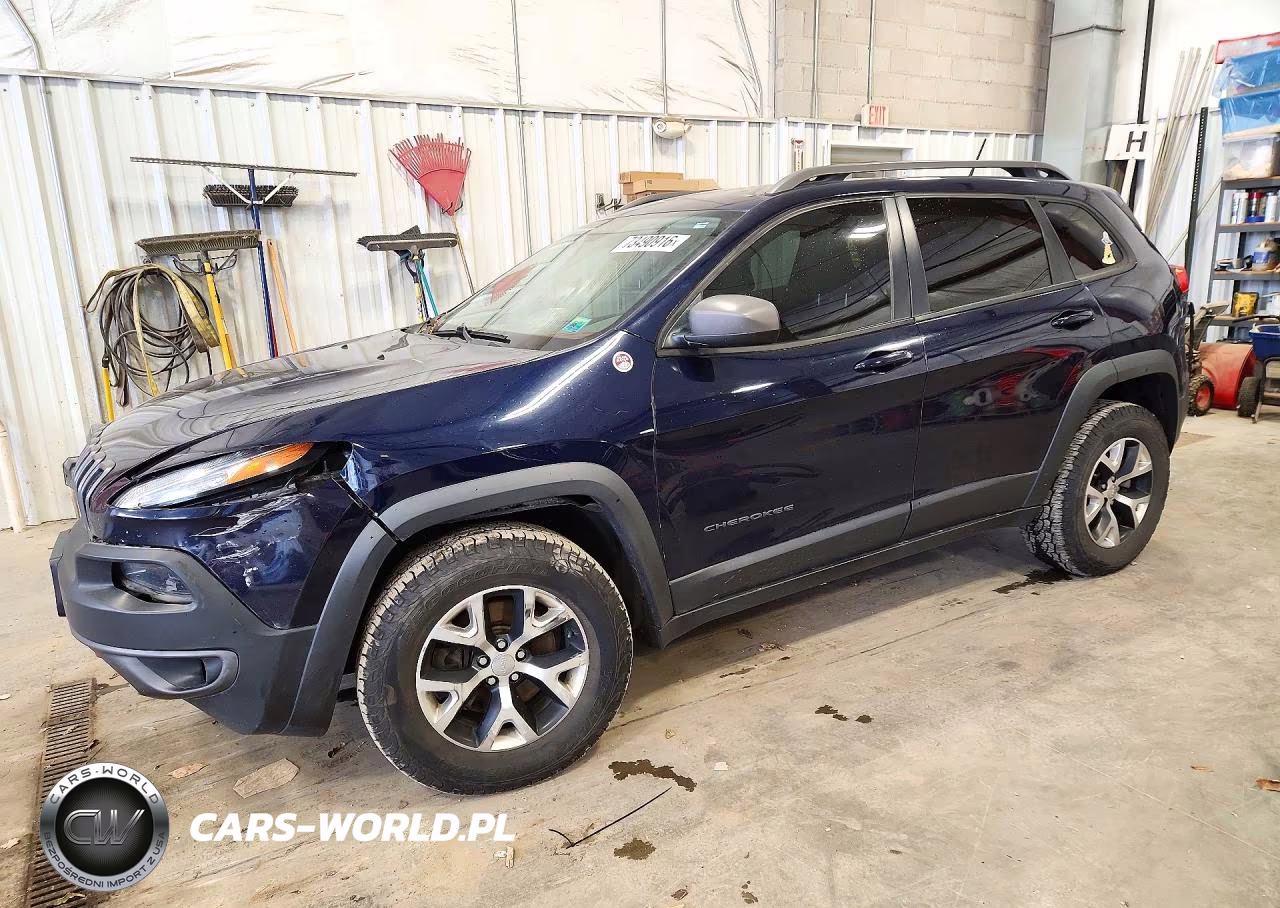 2015 Jeep Cherokee Trailhawk – zdjęcie 1 z 13
