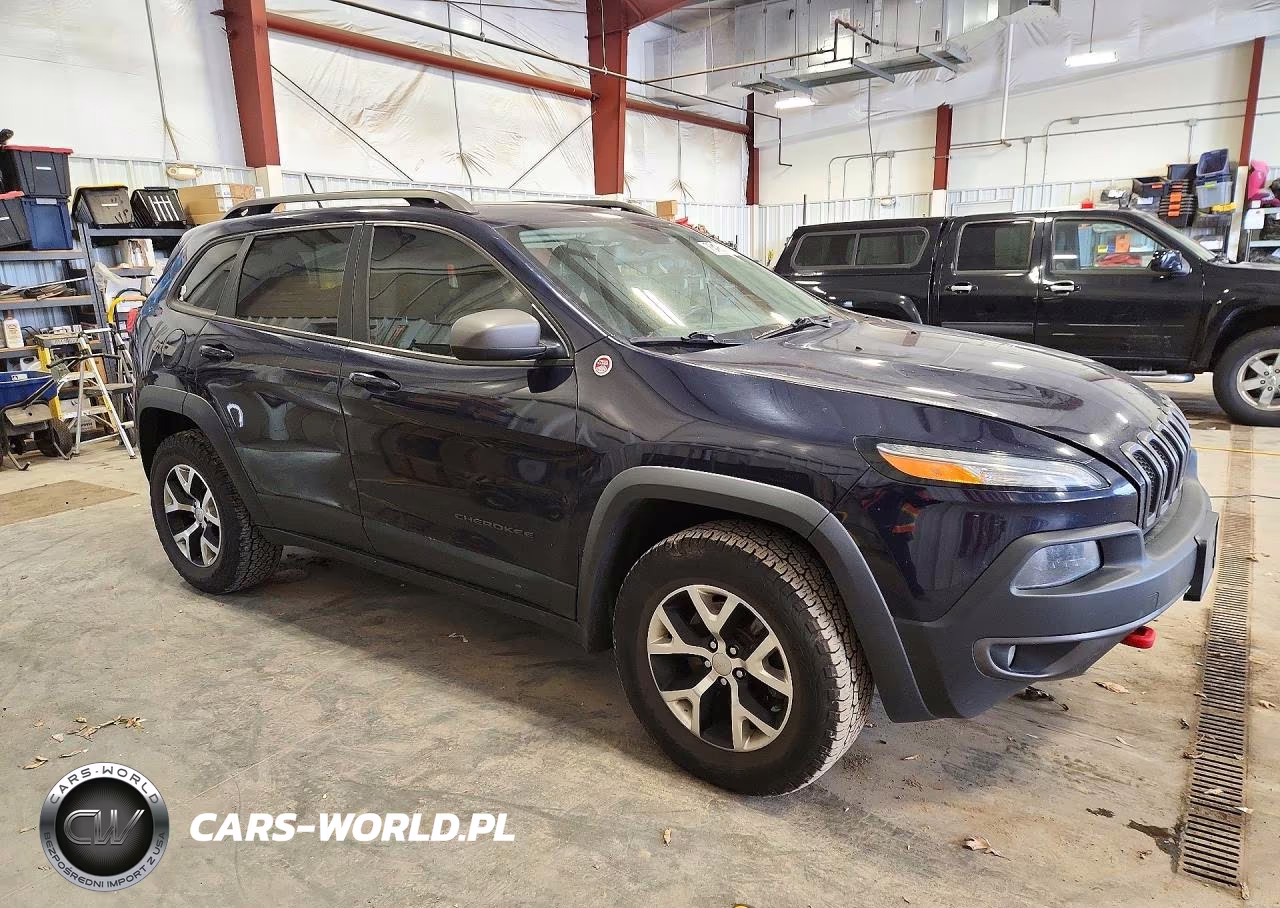 2015 Jeep Cherokee Trailhawk VIN:1C4PJMBS1FW648034 - 4