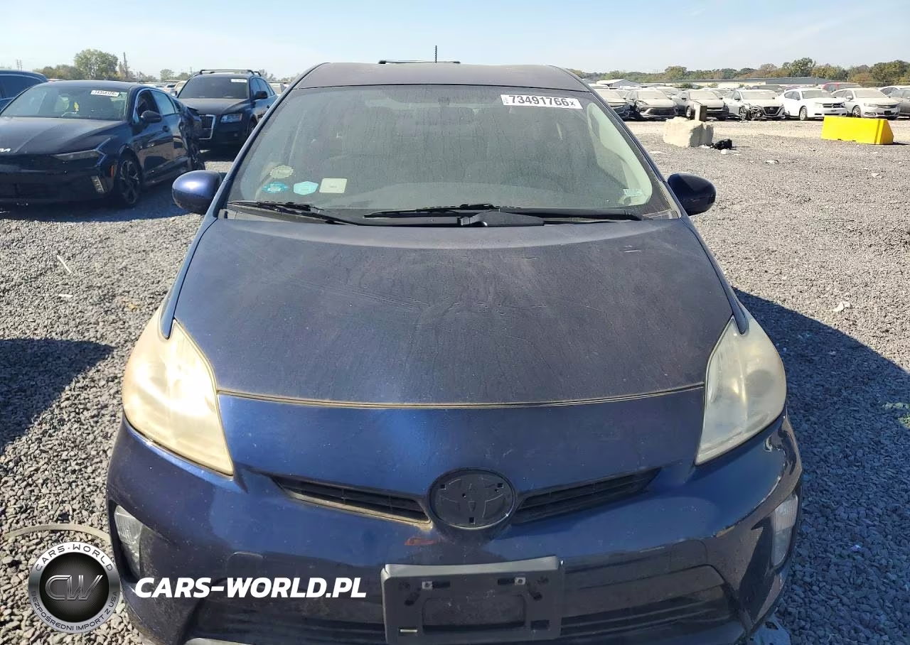 2012 Toyota Prius Two VIN:JTDKN3DU5C1492466 - 5