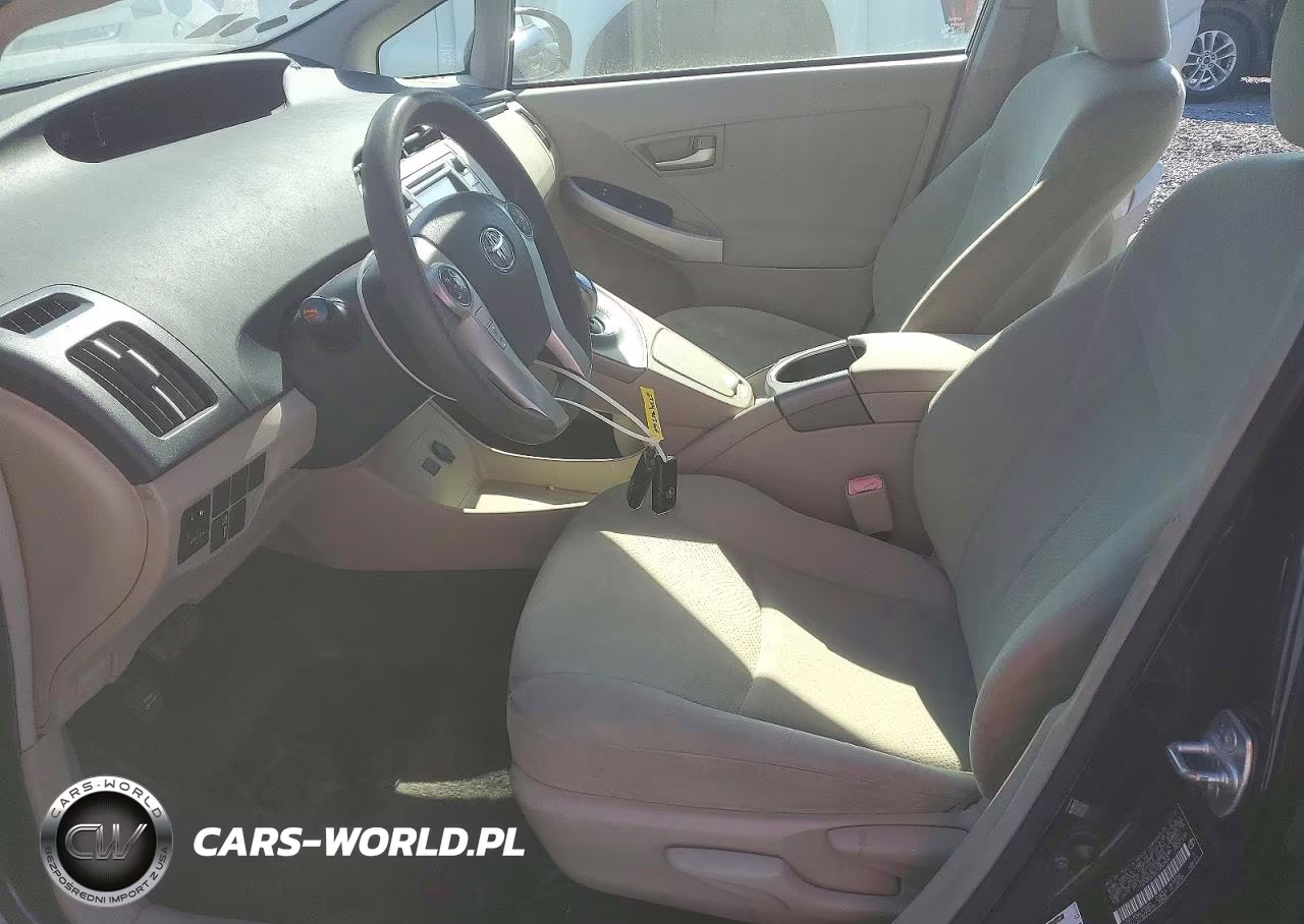 2012 Toyota Prius Two VIN:JTDKN3DU5C1492466 - 7