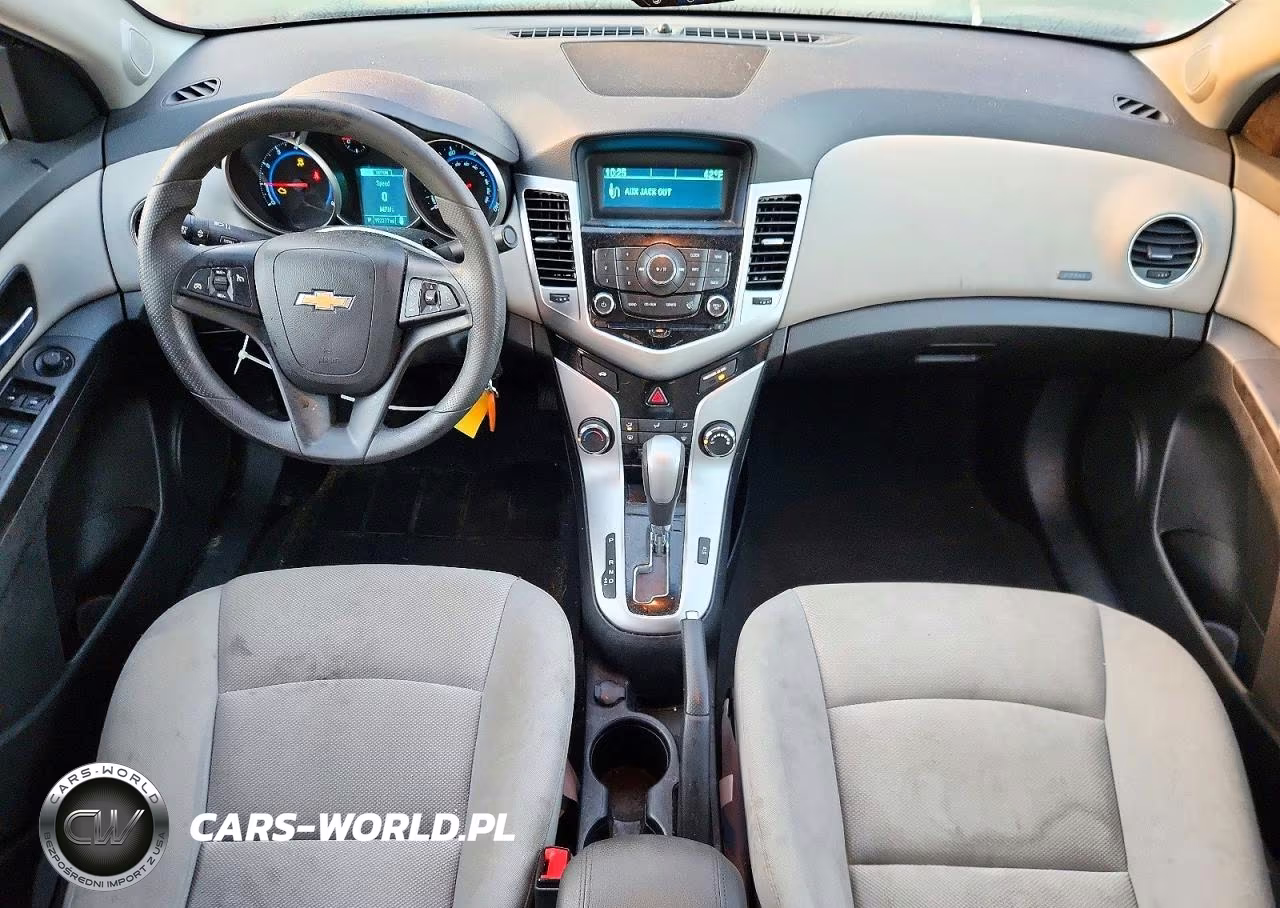 2015 Chevrolet Cruze Lt VIN:1G1PC5SB8F7139304 - 8