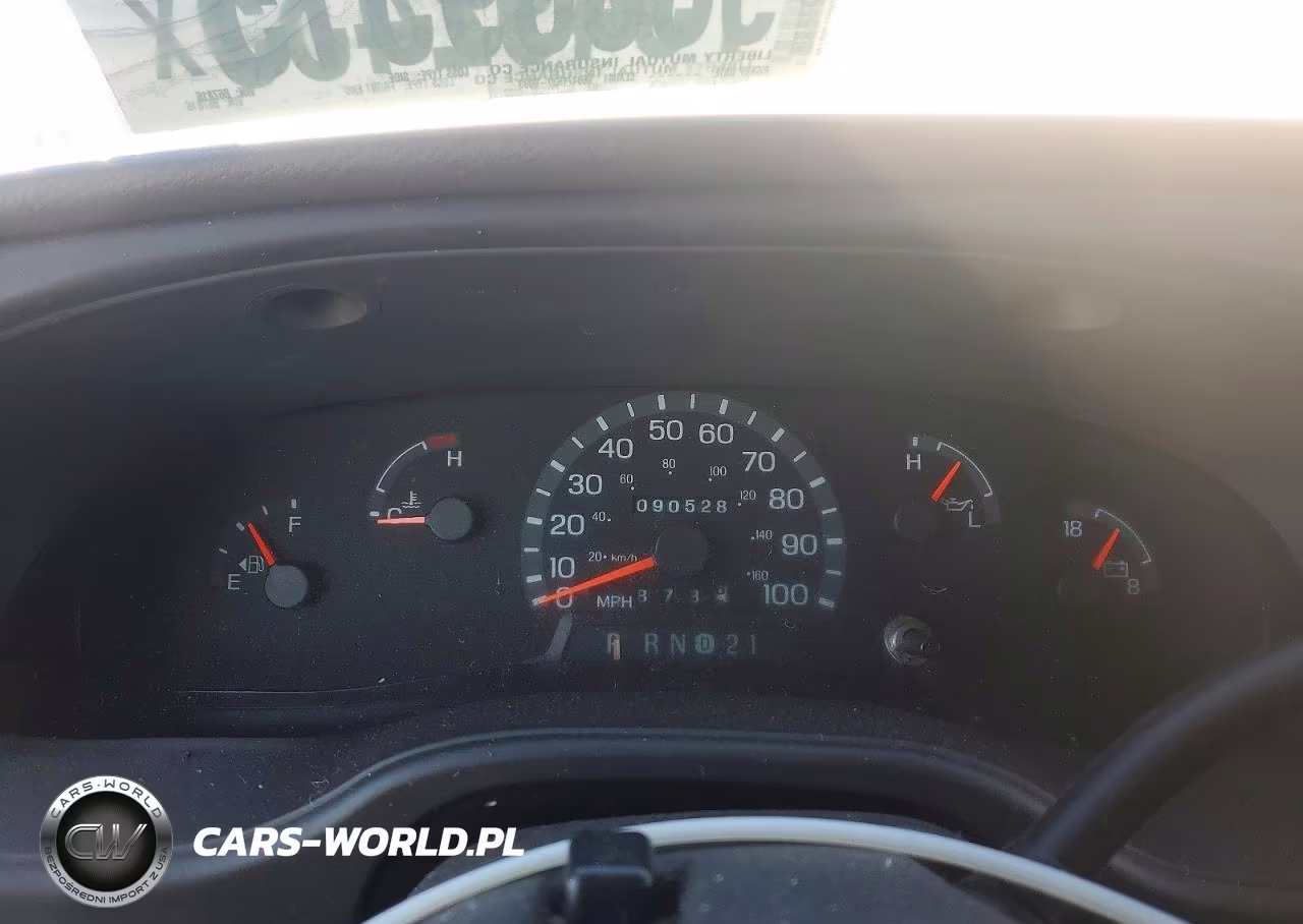 2003 Ford E250 Delivery Van VIN:1FTNE24273HB67816 - 9