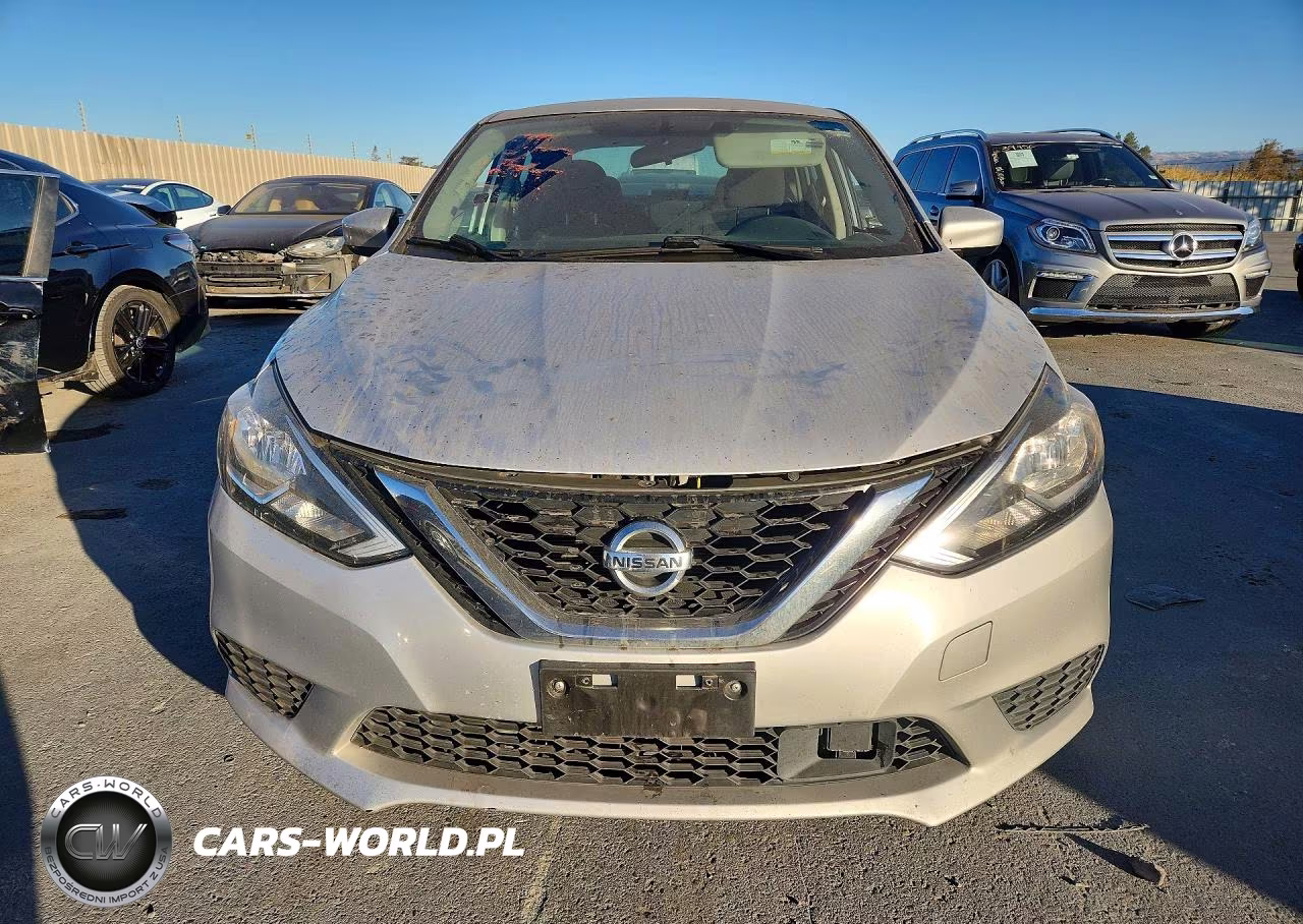 2018 Nissan Sentra S VIN:3N1AB7AP0JY276966 - 5