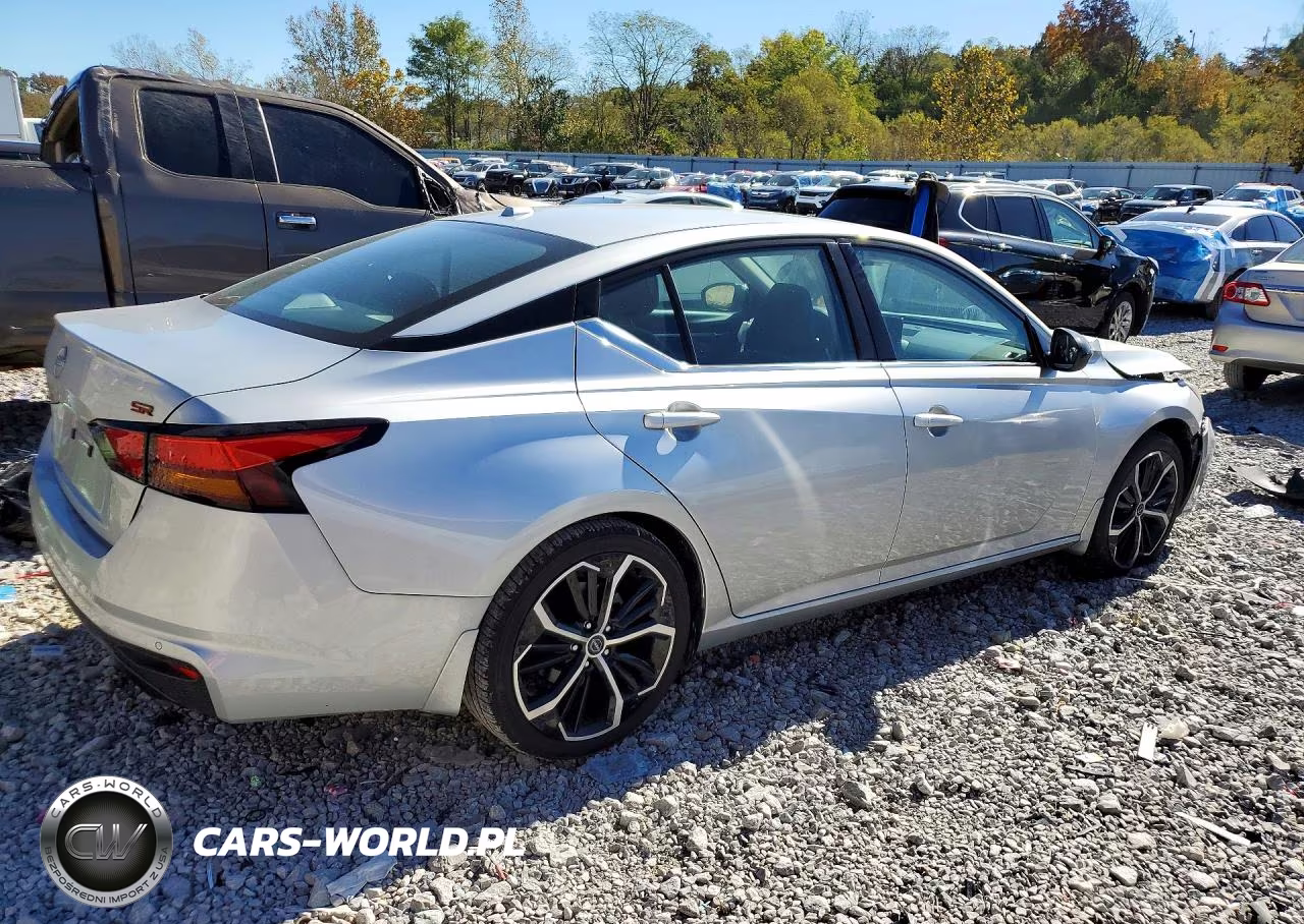 2025 Nissan Altima Sr VIN:1N4BL4CV8SN423077 - 3