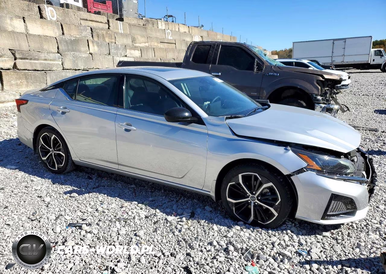 2025 Nissan Altima Sr VIN:1N4BL4CV8SN423077 - 4