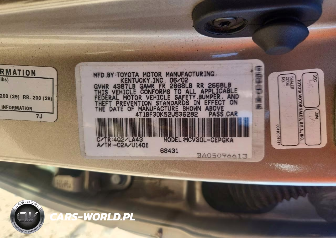 2002 Toyota Camry Xle V6 VIN:4T1BF30K52U536282 - 12