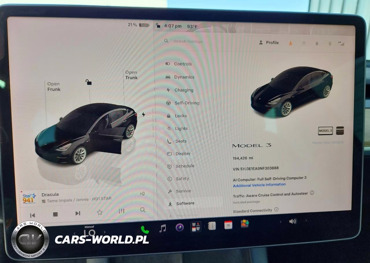 2022 Tesla Model 3 VIN:5YJ3E1EA9NF303888 - 9