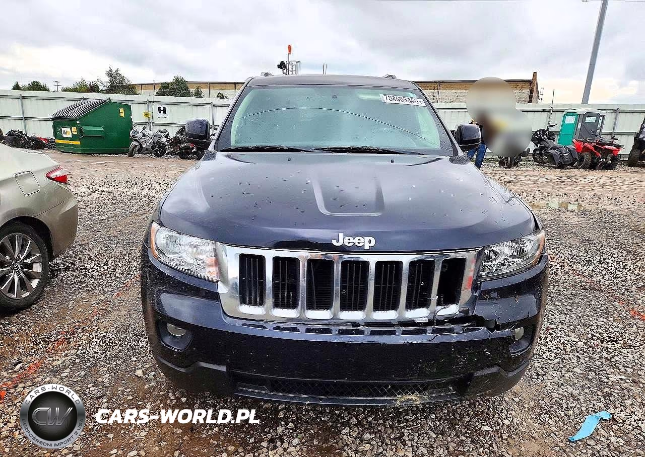 2011 Jeep Grand Cherokee Laredo VIN:1J4RR4GG1BC572150 - 5