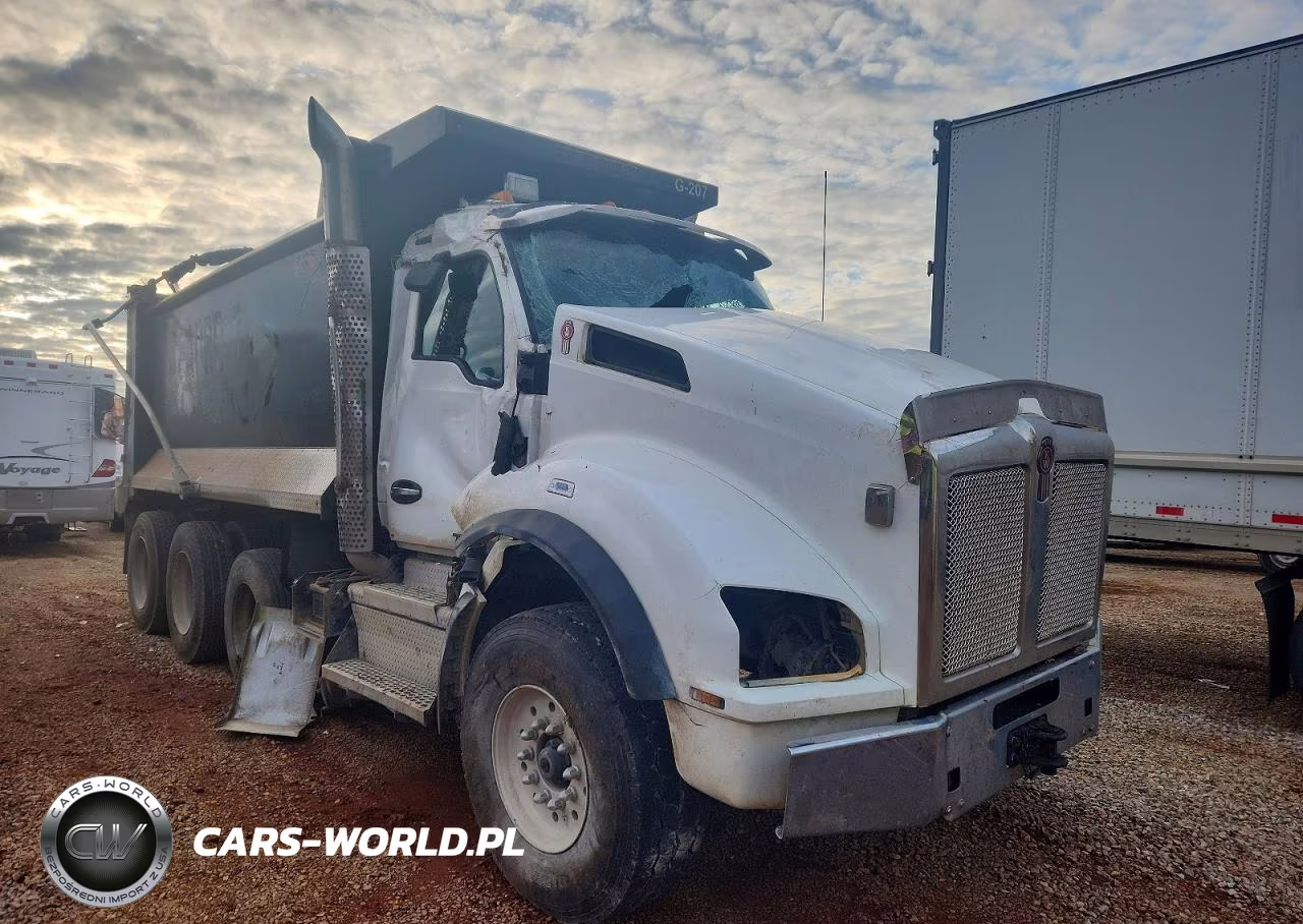 2019 Kenworth T800 Dump Truck