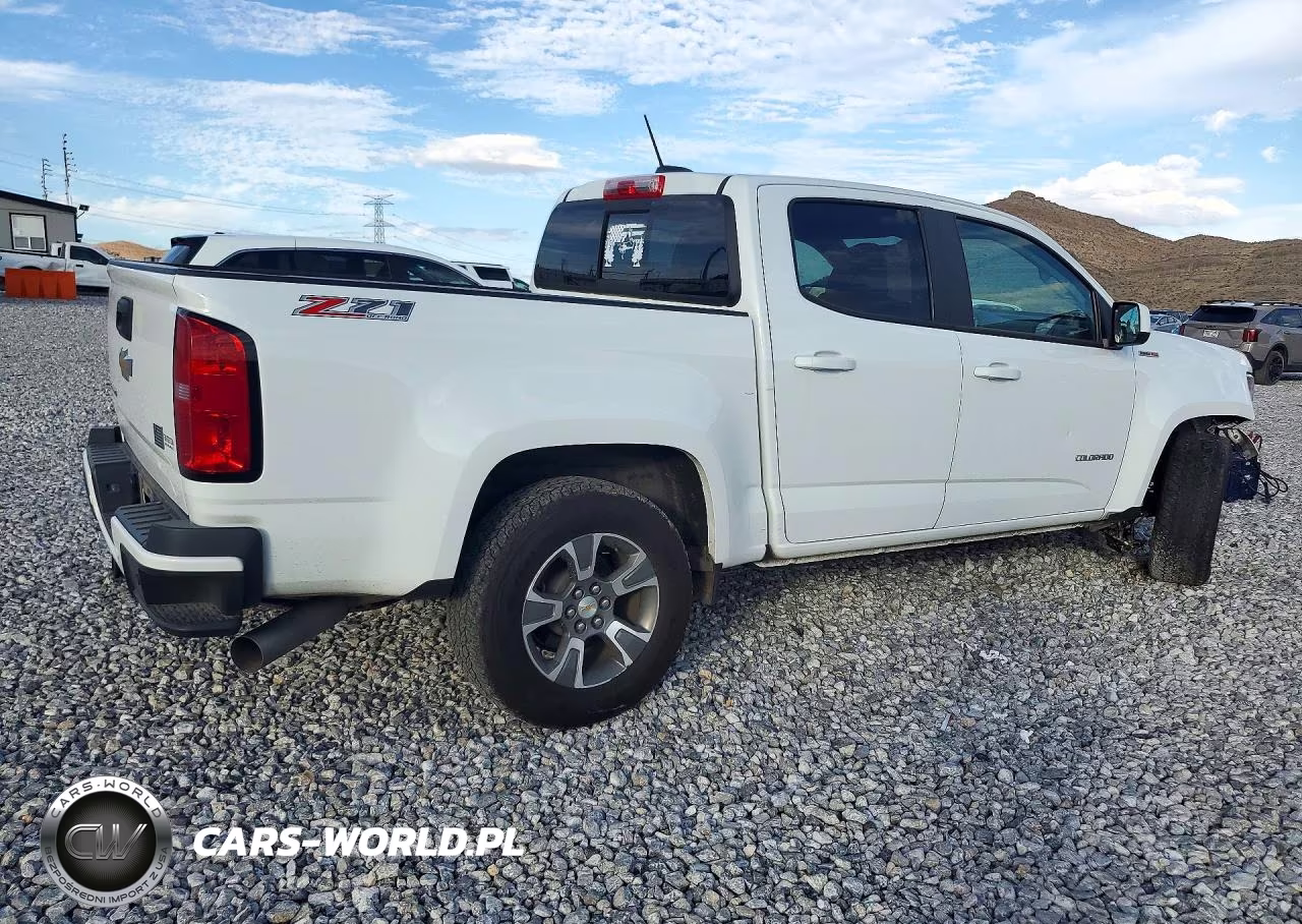 2020 Chevrolet Colorado Z71 VIN:1GCPTDE1XL1168824 - 3
