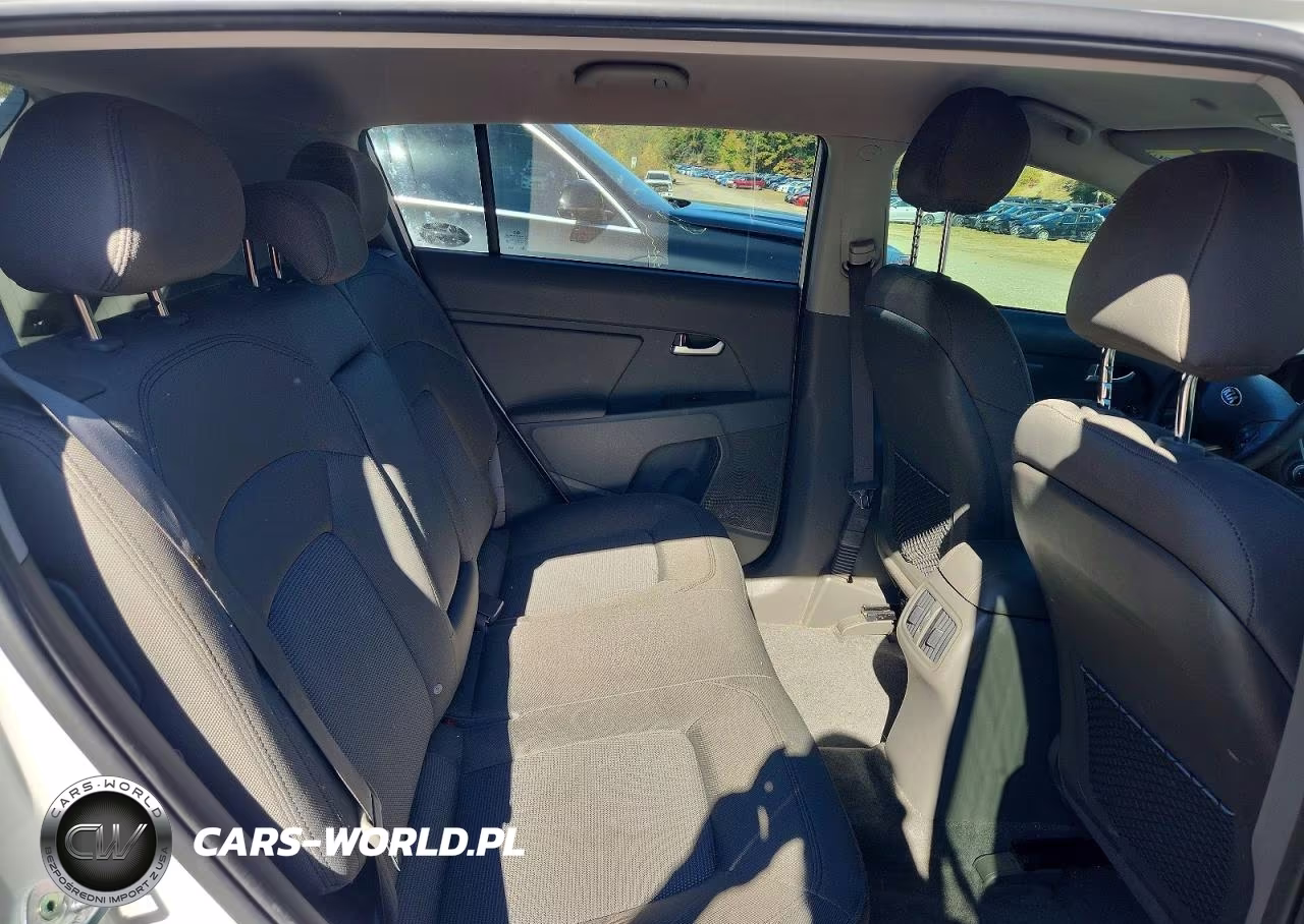 2016 Kia Sportage Lx VIN:KNDPBCAC4G7812762 - 10