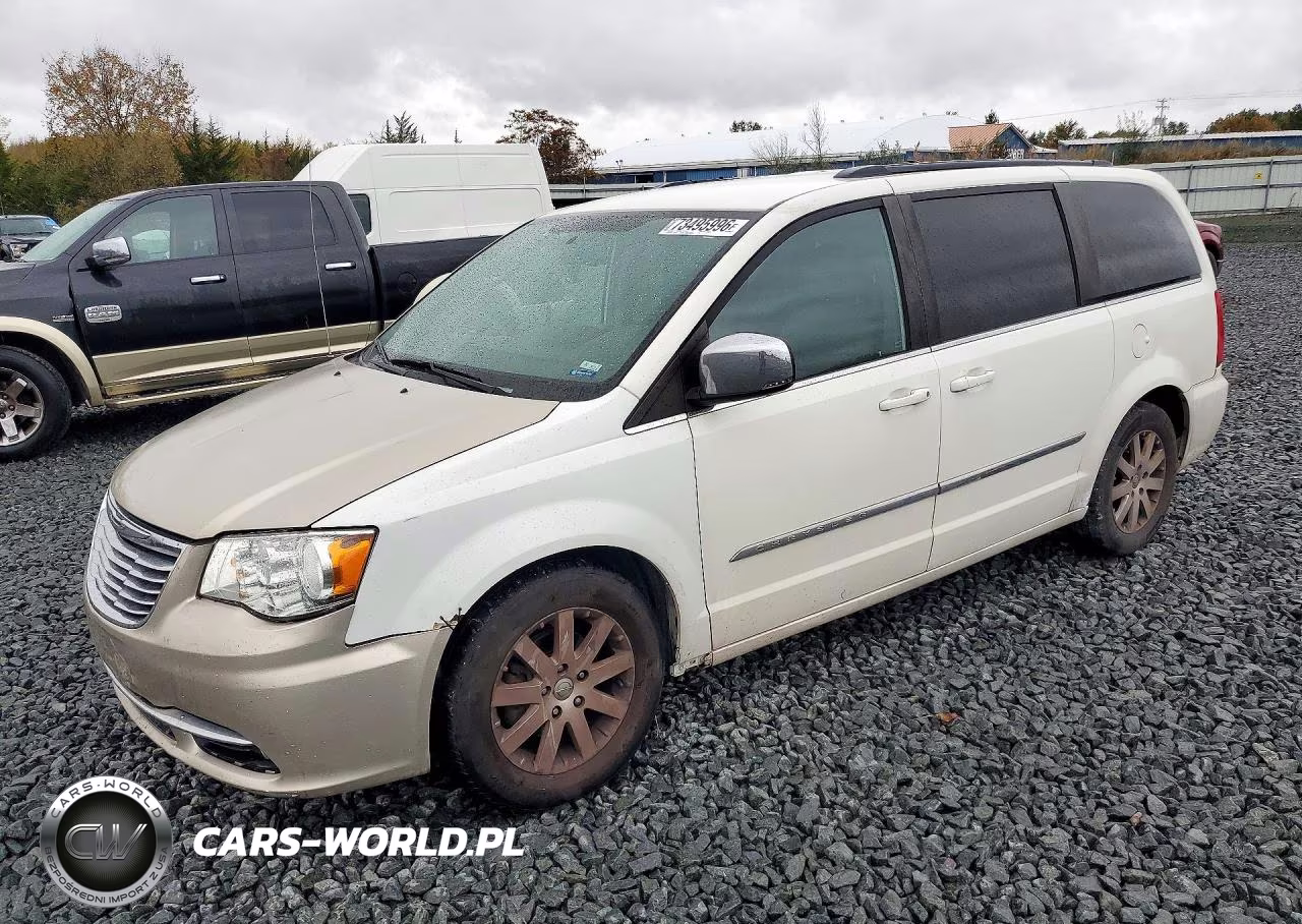 2011 Chrysler Town & Country Touring L – zdjęcie 1 z 13