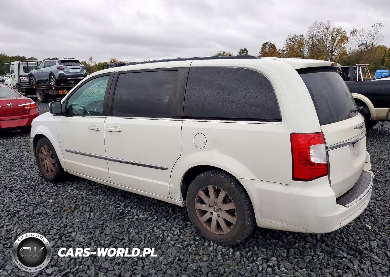 2011 Chrysler Town & Country Touring L VIN:2A4RR8DG6BR784531 - 2