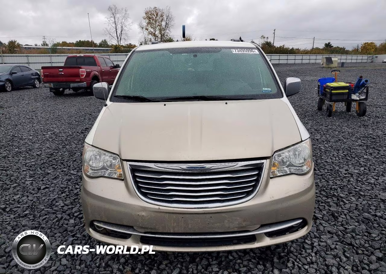 2011 Chrysler Town & Country Touring L VIN:2A4RR8DG6BR784531 - 5