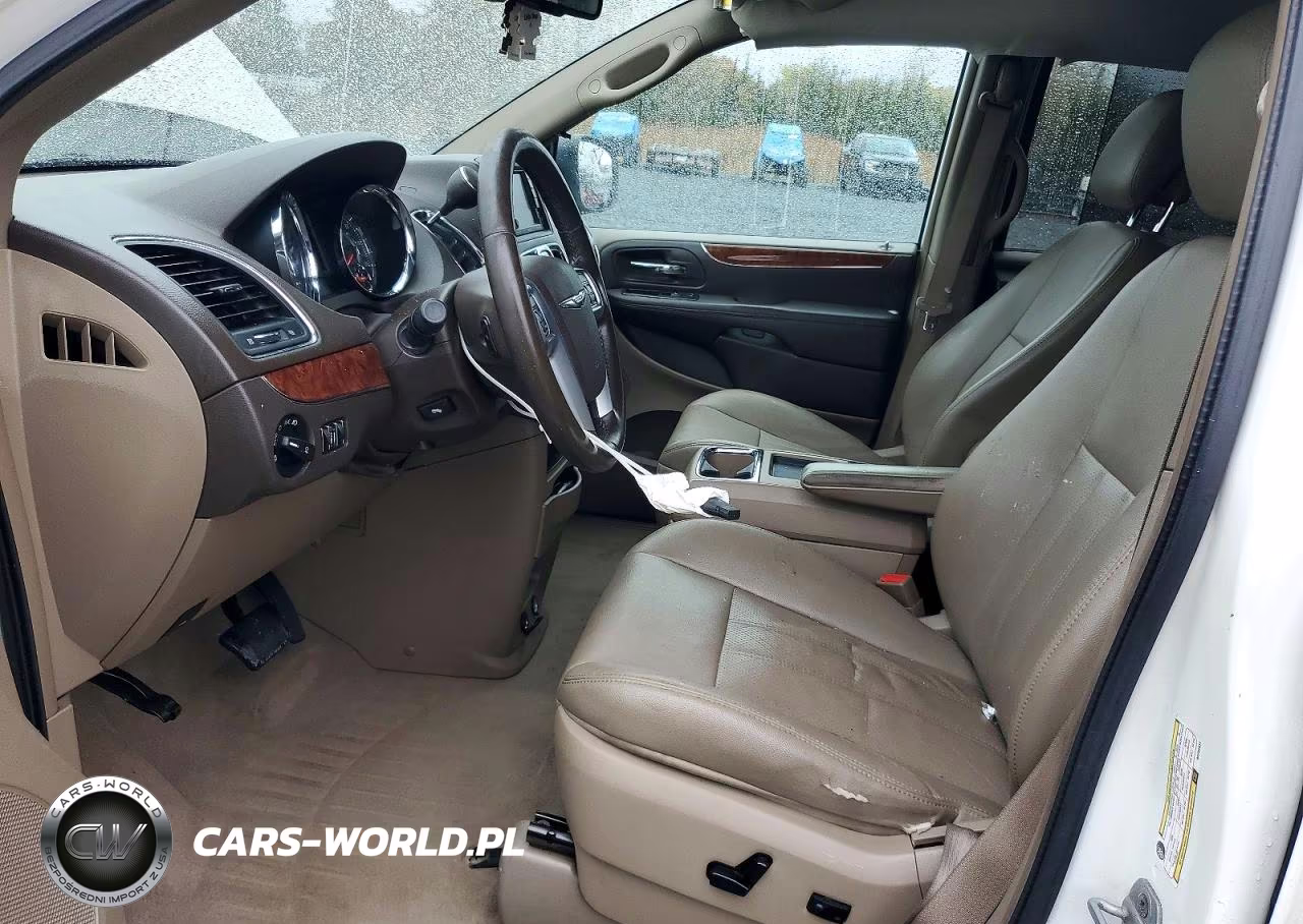 2011 Chrysler Town & Country Touring L VIN:2A4RR8DG6BR784531 - 7