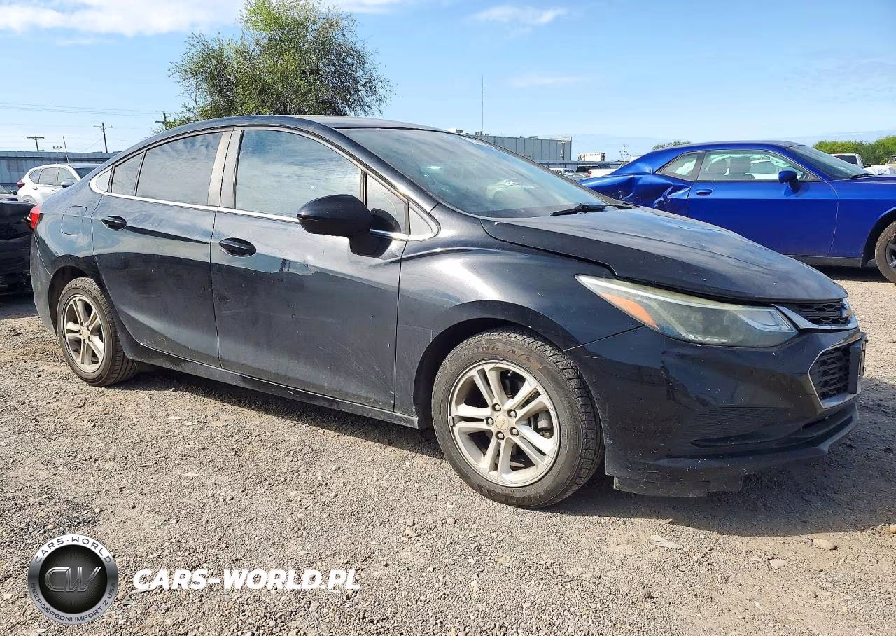 2016 Chevrolet Cruze Lt VIN:1G1BE5SM0G7295876 - 4