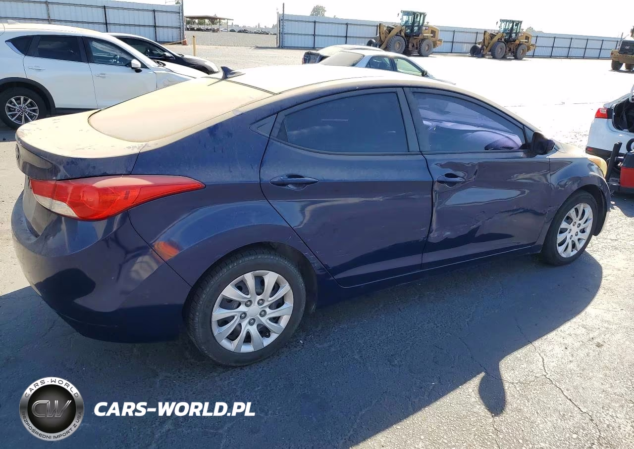 2011 Hyundai Elantra Gls VIN:5NPDH4AE5BH022576 - 3
