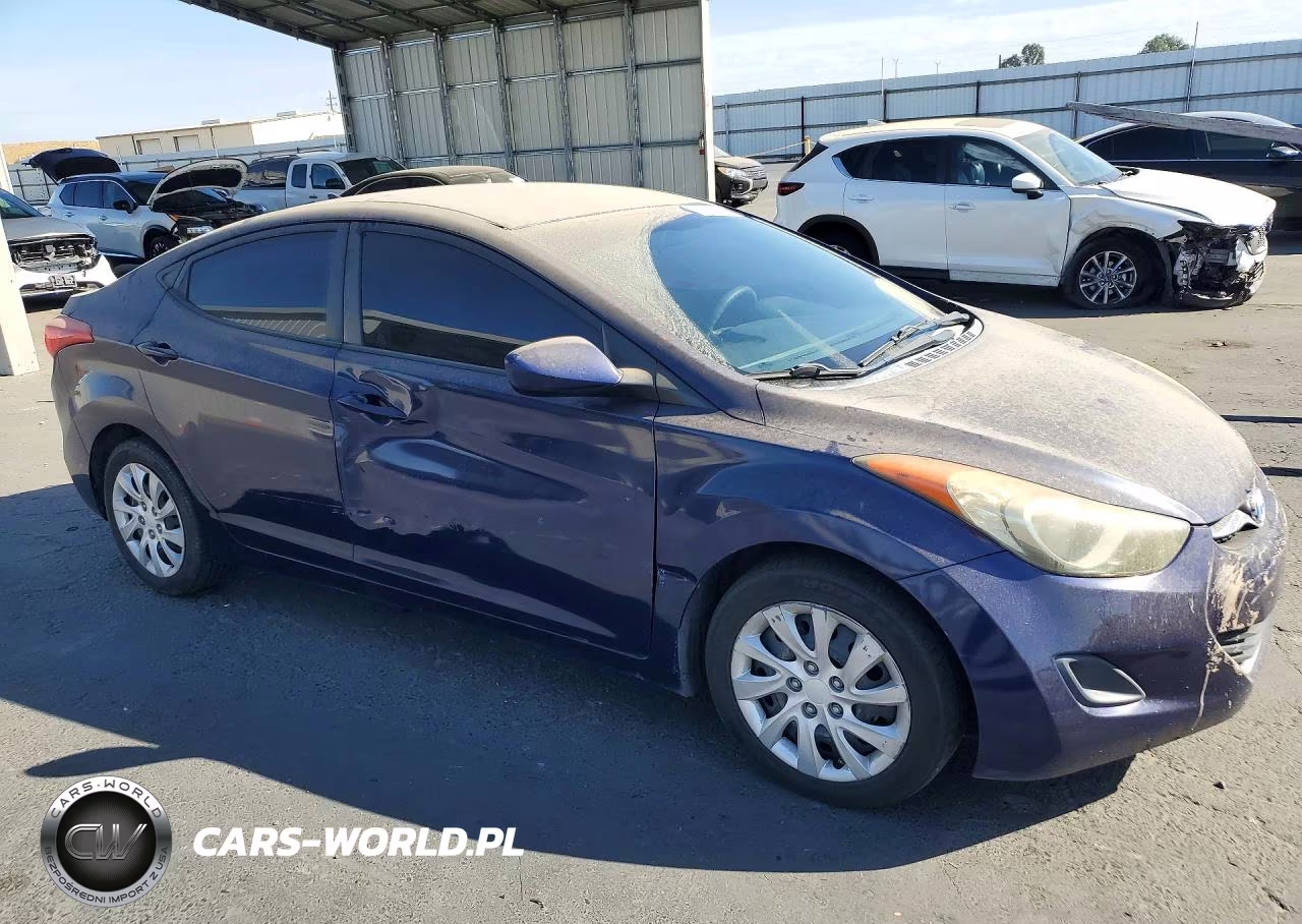 2011 Hyundai Elantra Gls VIN:5NPDH4AE5BH022576 - 4