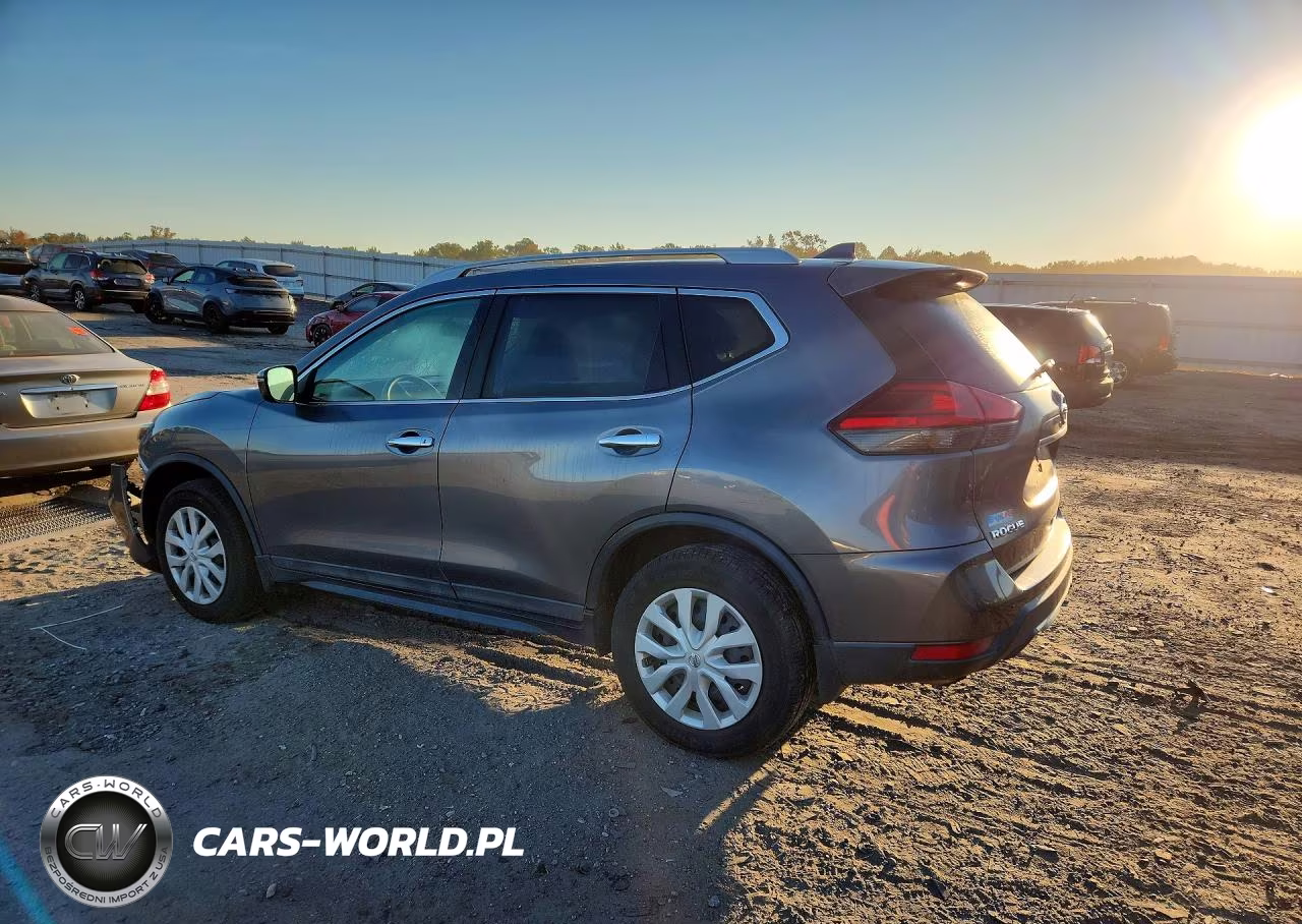 2017 Nissan Rogue S VIN:5N1AT2MM6HC845929 - 2