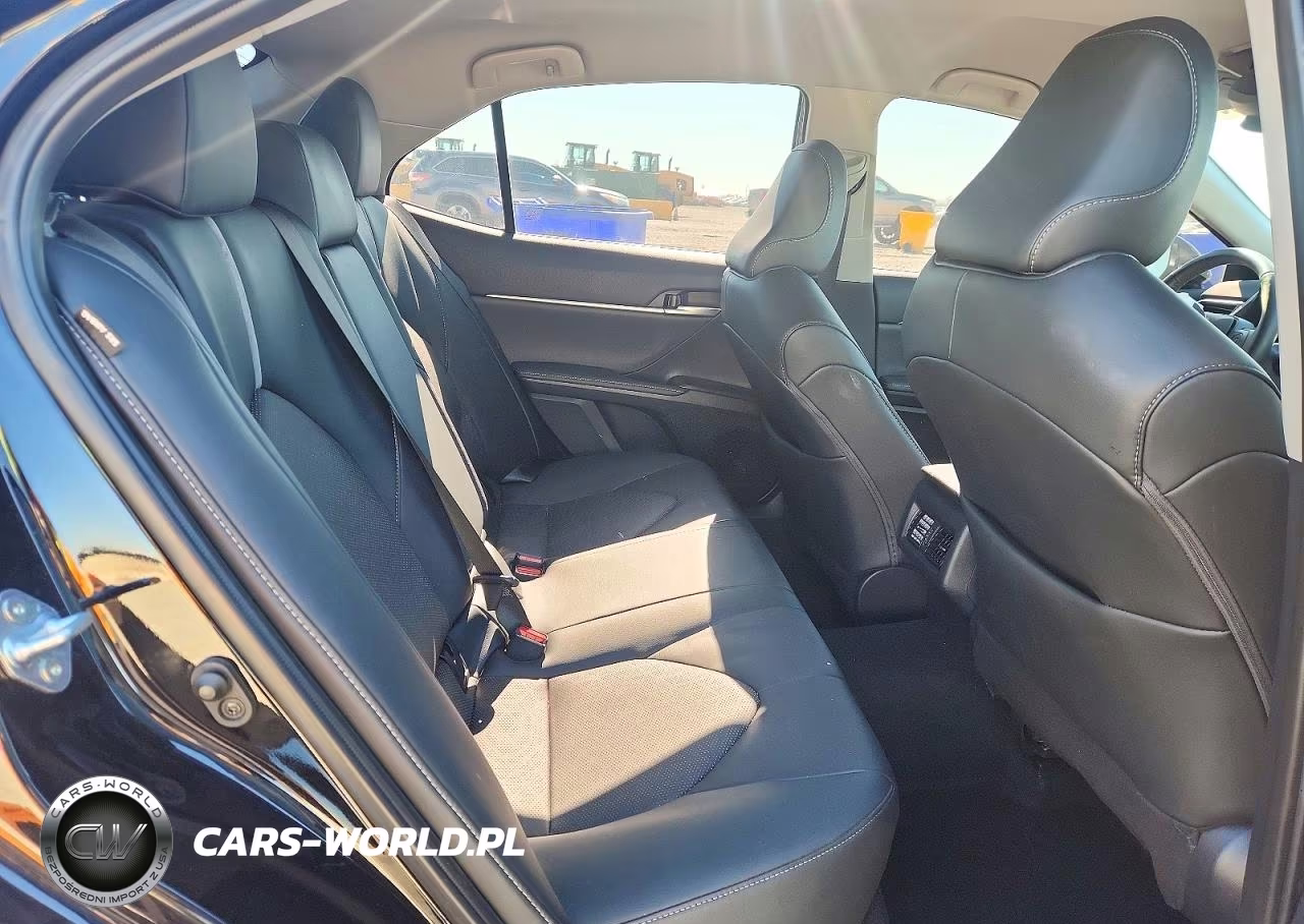 2023 Toyota Camry Xse VIN:4T1K61BK8PU107159 - 10