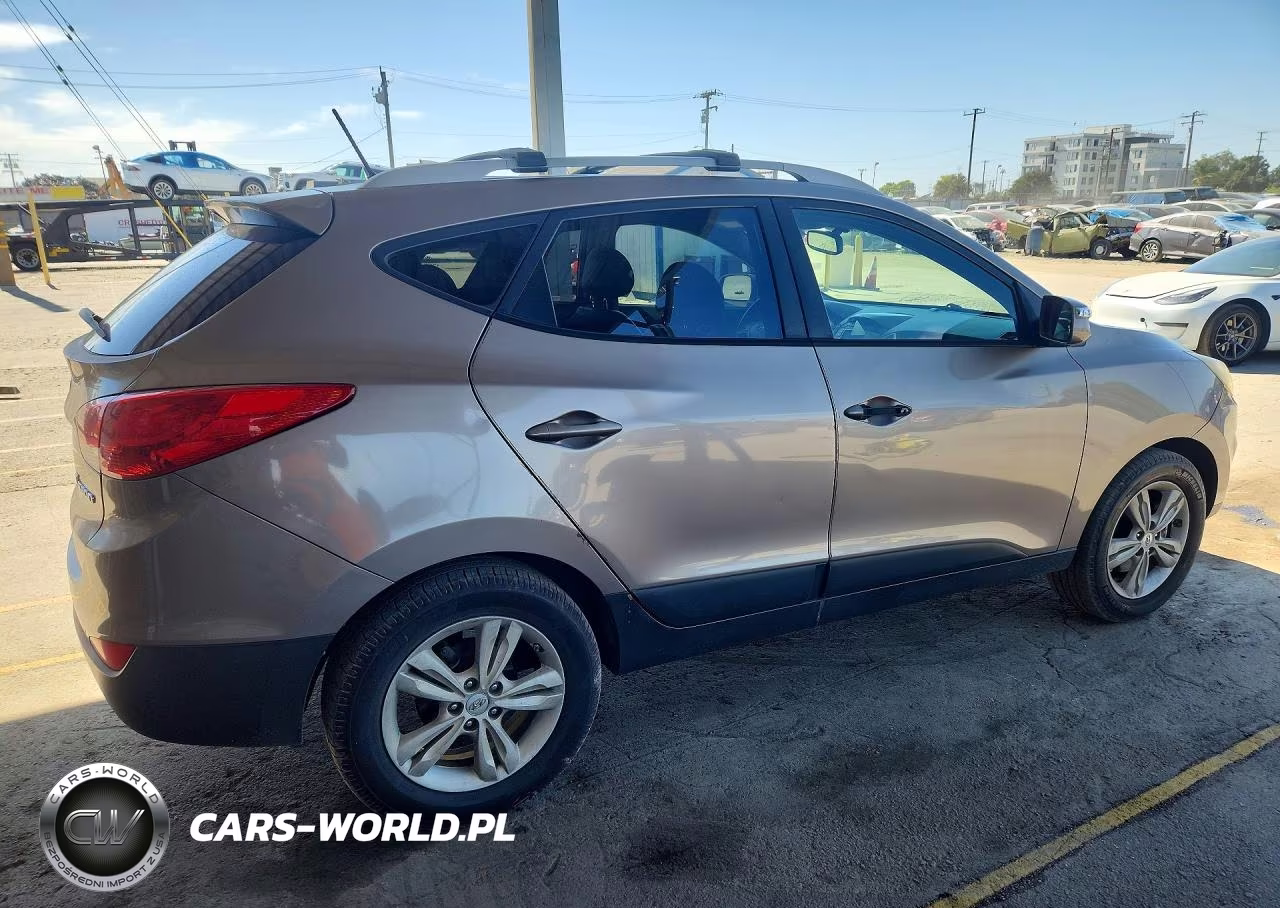 2013 Hyundai Tucson Gls VIN:KM8JU3AC6DU685151 - 3