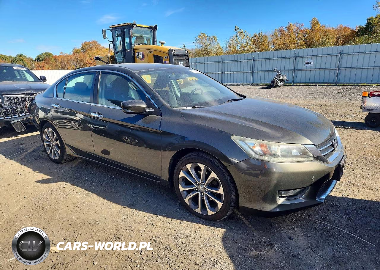2015 Honda Accord Sport VIN:1HGCR2F55FA078926 - 4