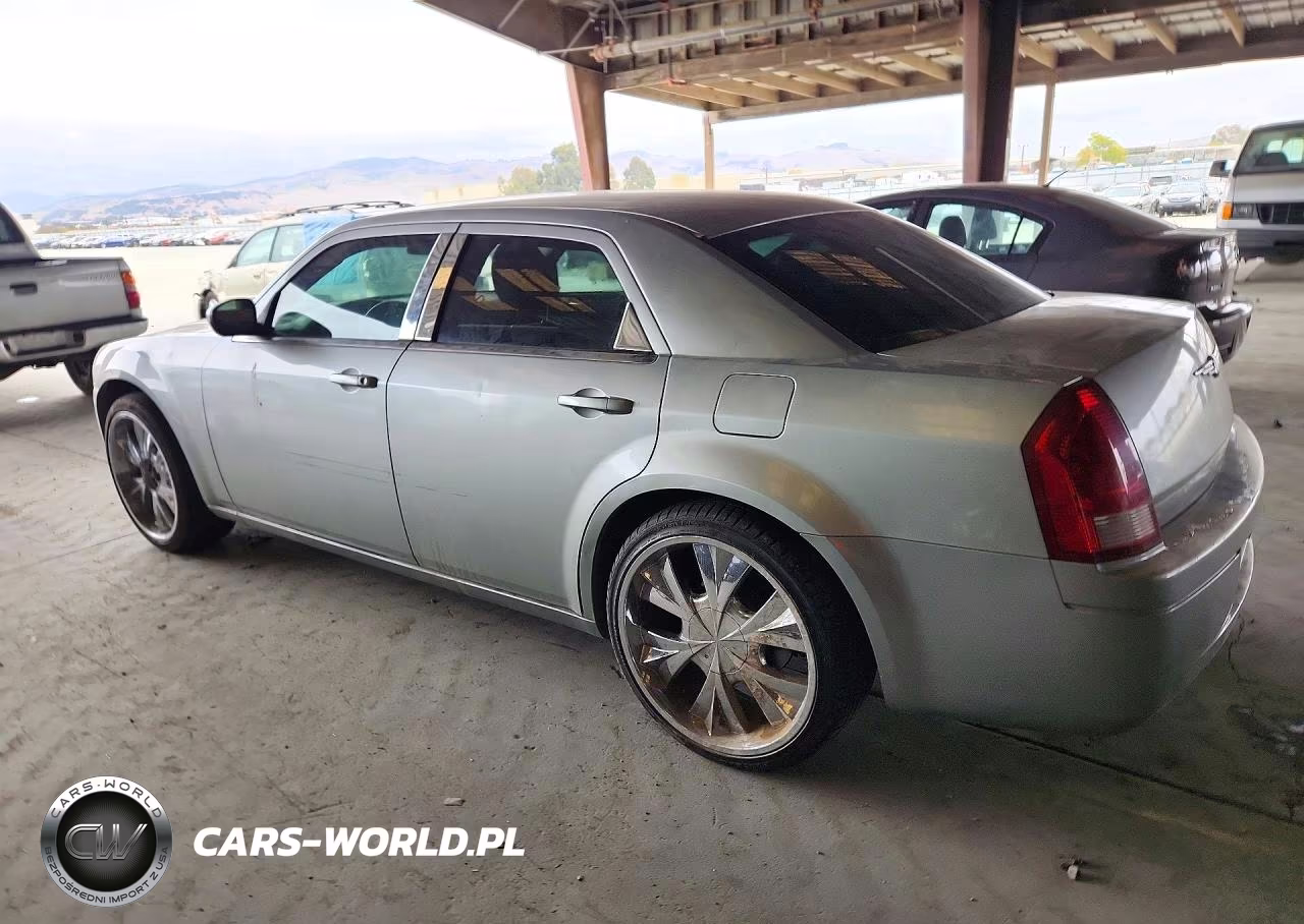 2005 Chrysler 300 VIN:2C3JA43R15H134252 - 2
