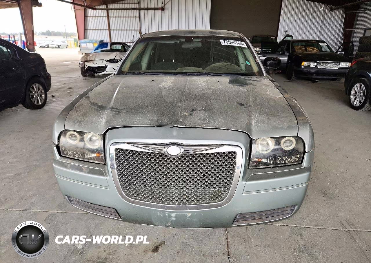 2005 Chrysler 300 VIN:2C3JA43R15H134252 - 5