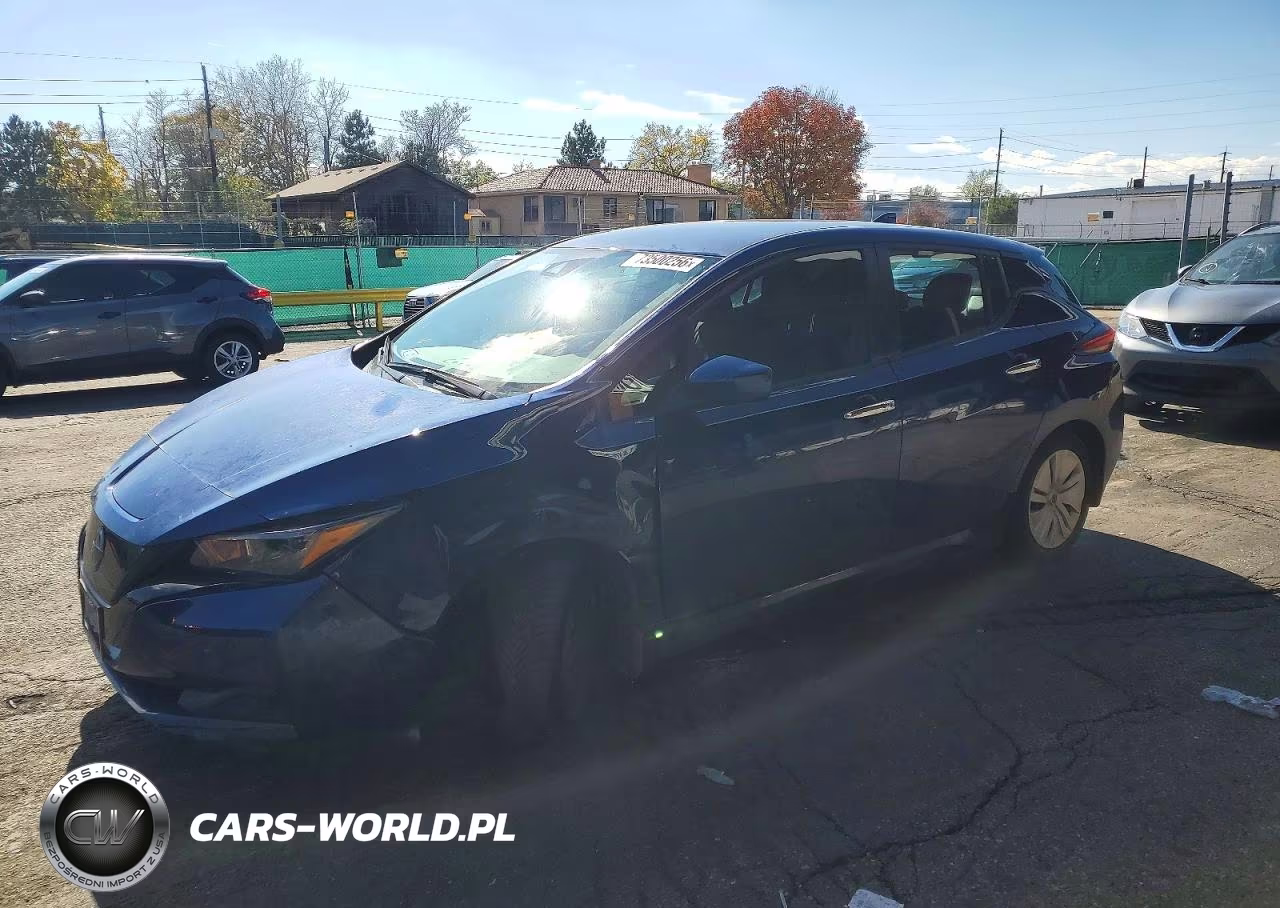 2025 Nissan Leaf S