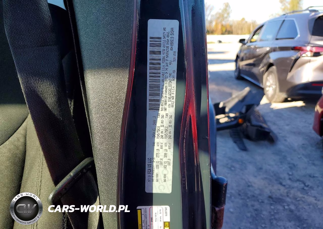 2016 Jeep Wrangler Unlimited Sport VIN:1C4BJWDG0GL337342 - 14