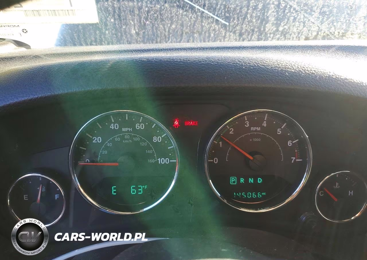 2016 Jeep Wrangler Unlimited Sport VIN:1C4BJWDG0GL337342 - 9