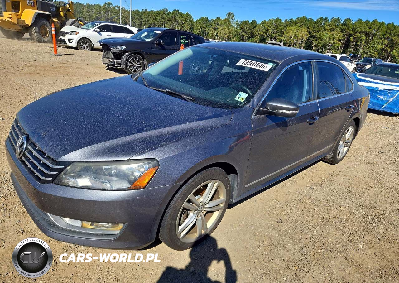 2015 Volkswagen Passat Sel VIN:1VWCT7A31FC027251 - 1