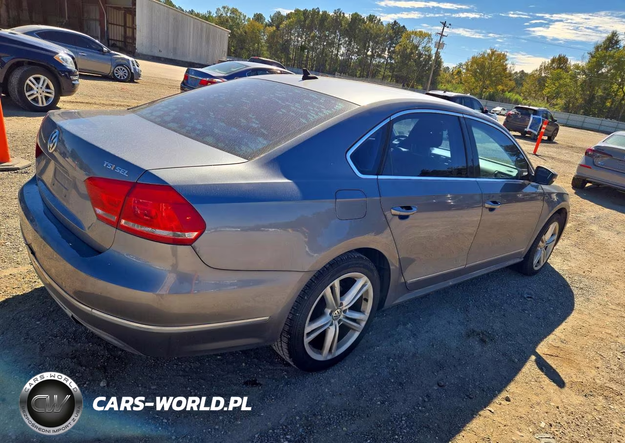 2015 Volkswagen Passat Sel VIN:1VWCT7A31FC027251 - 3