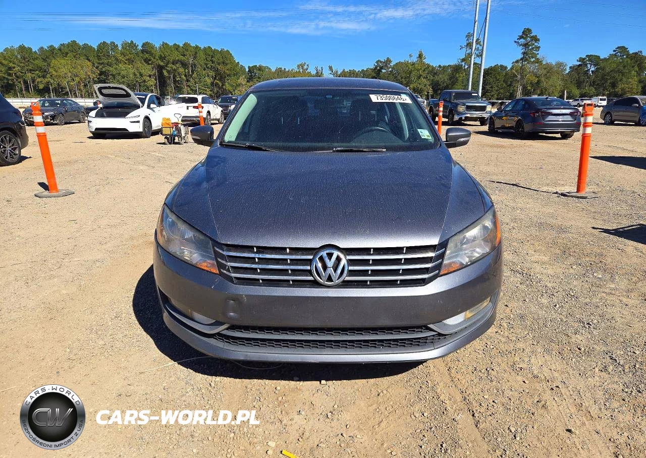 2015 Volkswagen Passat Sel VIN:1VWCT7A31FC027251 - 5