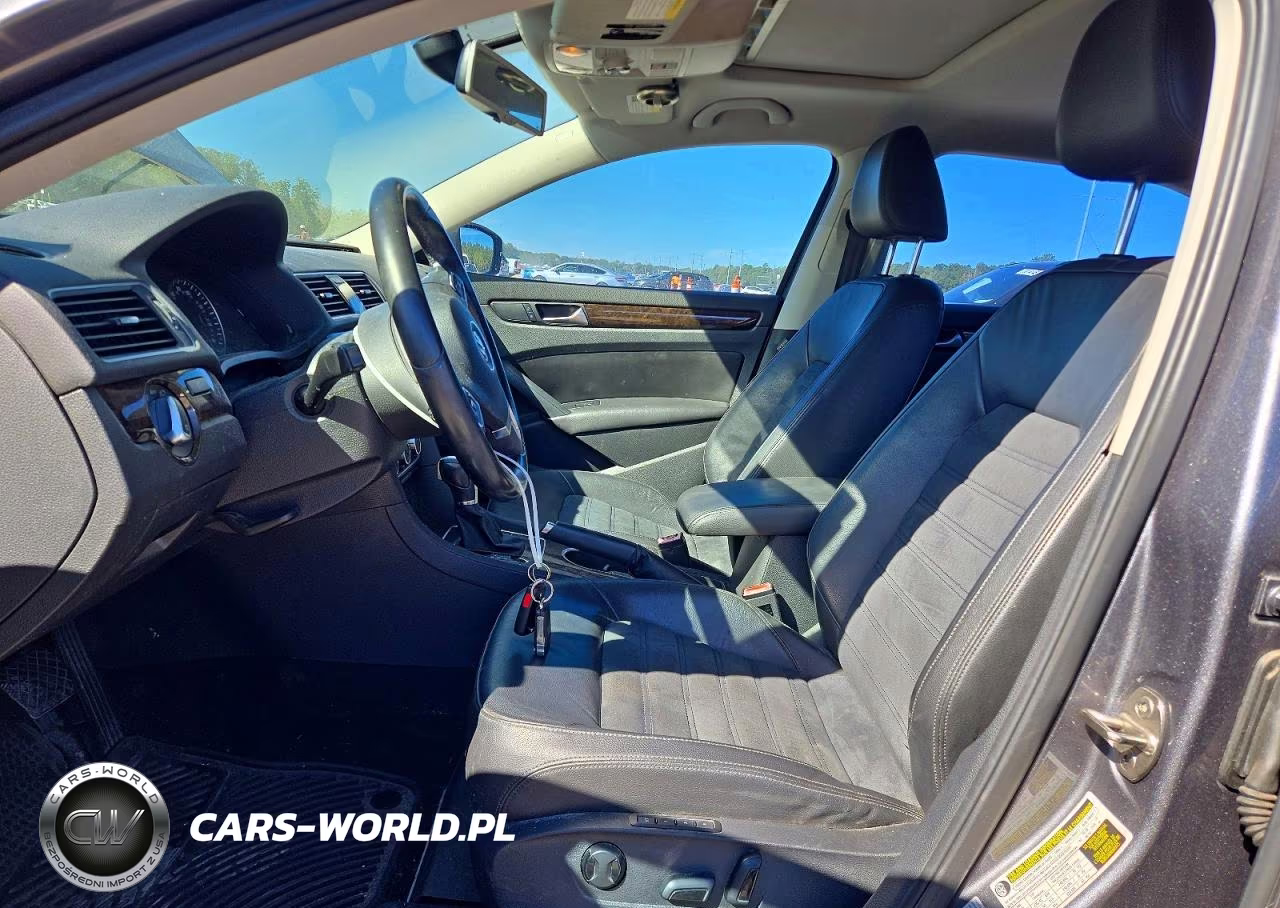 2015 Volkswagen Passat Sel VIN:1VWCT7A31FC027251 - 7