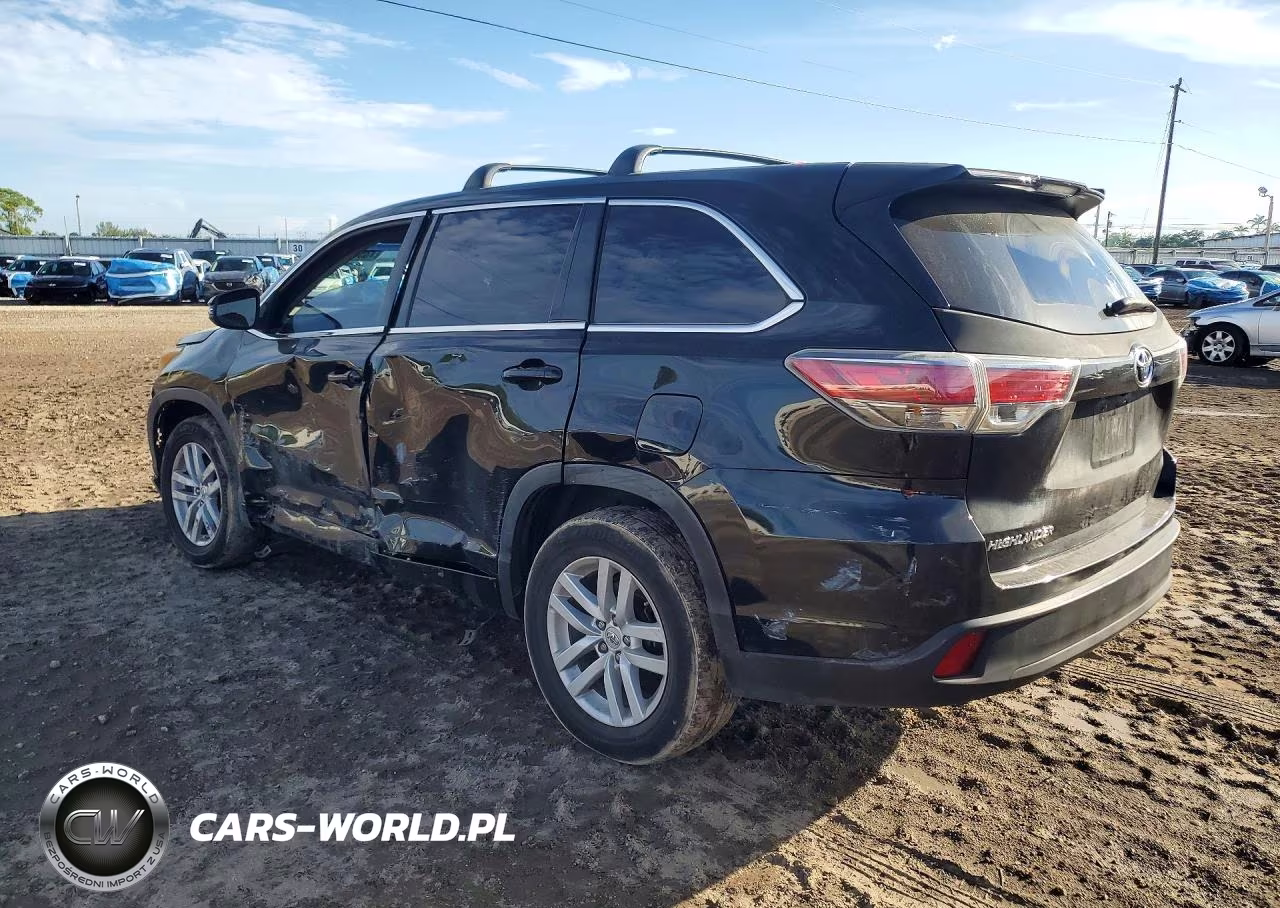 2015 Toyota Highlander Le VIN:5TDZARFHXFS016234 - 2