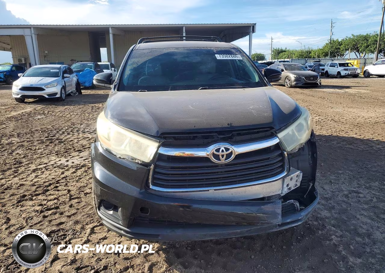 2015 Toyota Highlander Le VIN:5TDZARFHXFS016234 - 5