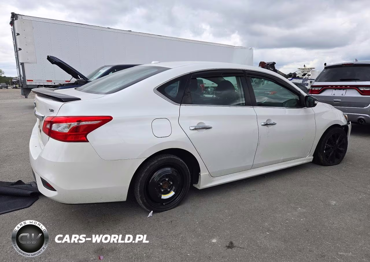2017 Nissan Sentra Sr VIN:3N1AB7AP6HY282166 - 3
