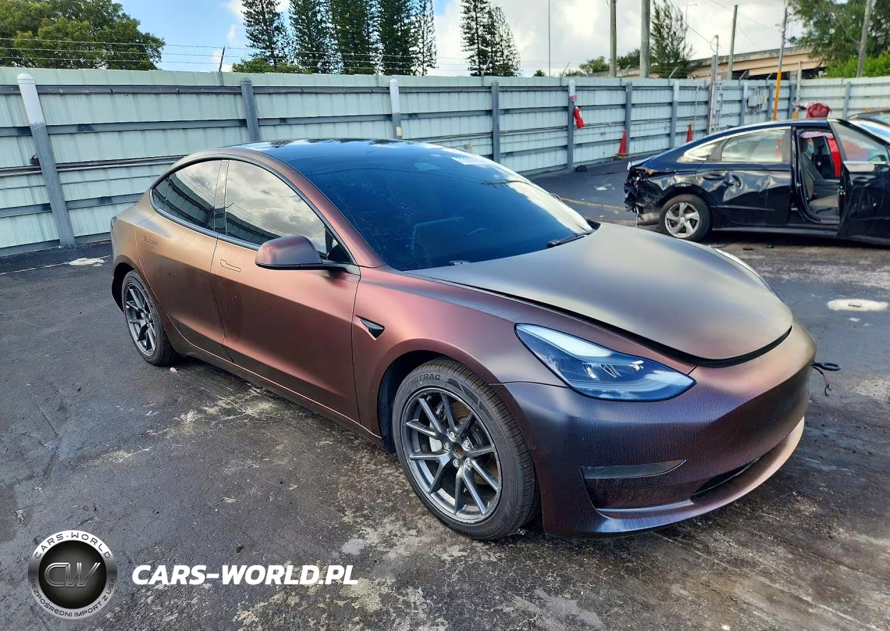 2021 Tesla Model 3 VIN:5YJ3E1EAXMF092800 - 4