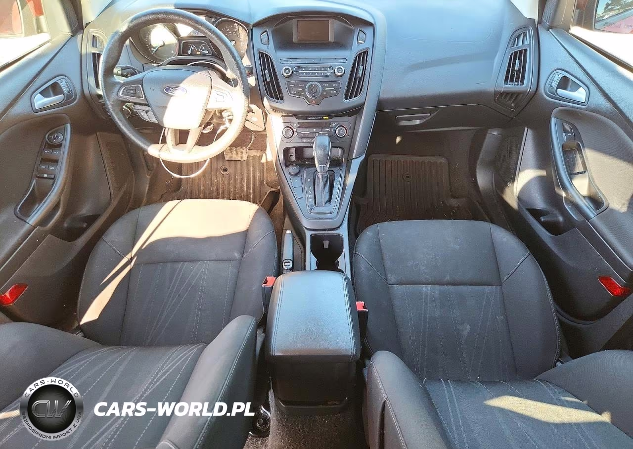 2018 Ford Focus Se VIN:1FADP3FE2JL238889 - 8